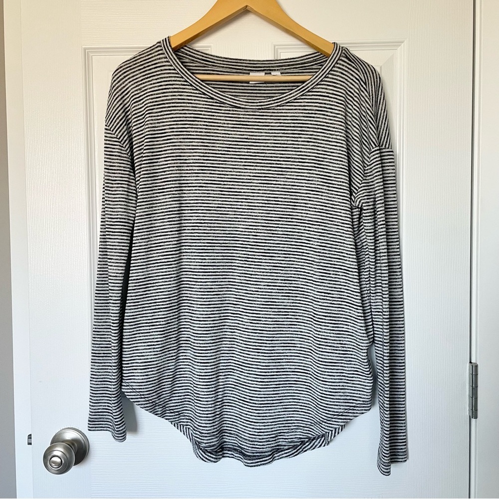 Gap Black White Stripe Long Sleeve Tee Nautical Academia Preppy casual wear